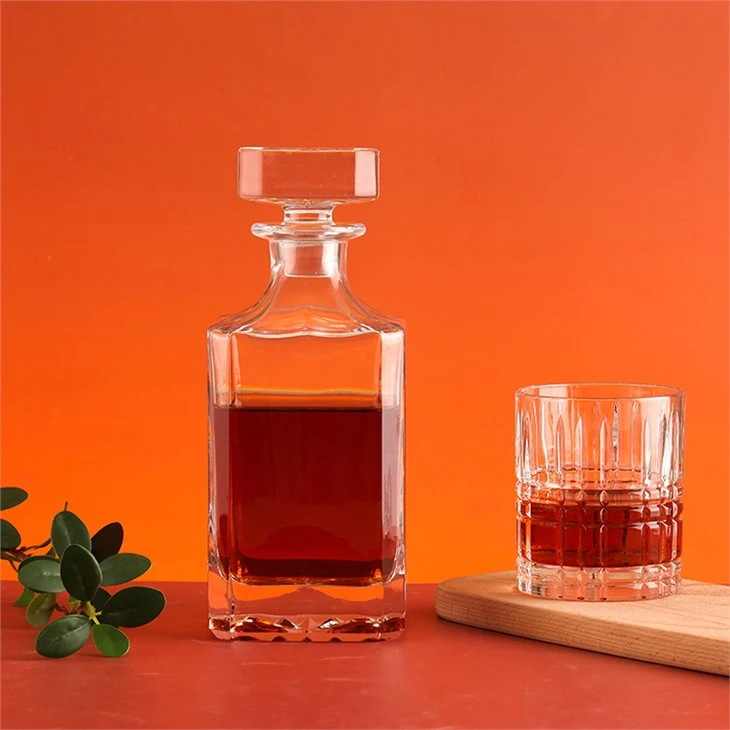 750ml Crystal Glass Liquor Bottles
