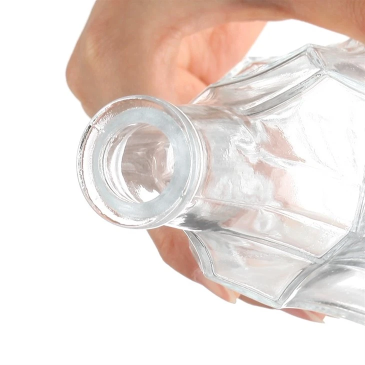 350ml Clear Diamond Shape Glass Bottle For Wine